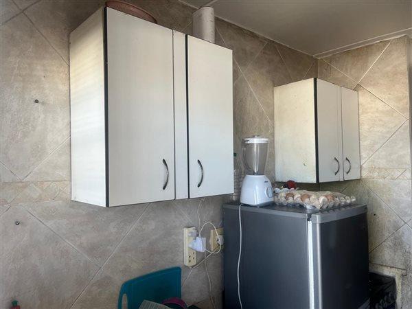 1 Bedroom Property for Sale in Richmond Estate Western Cape